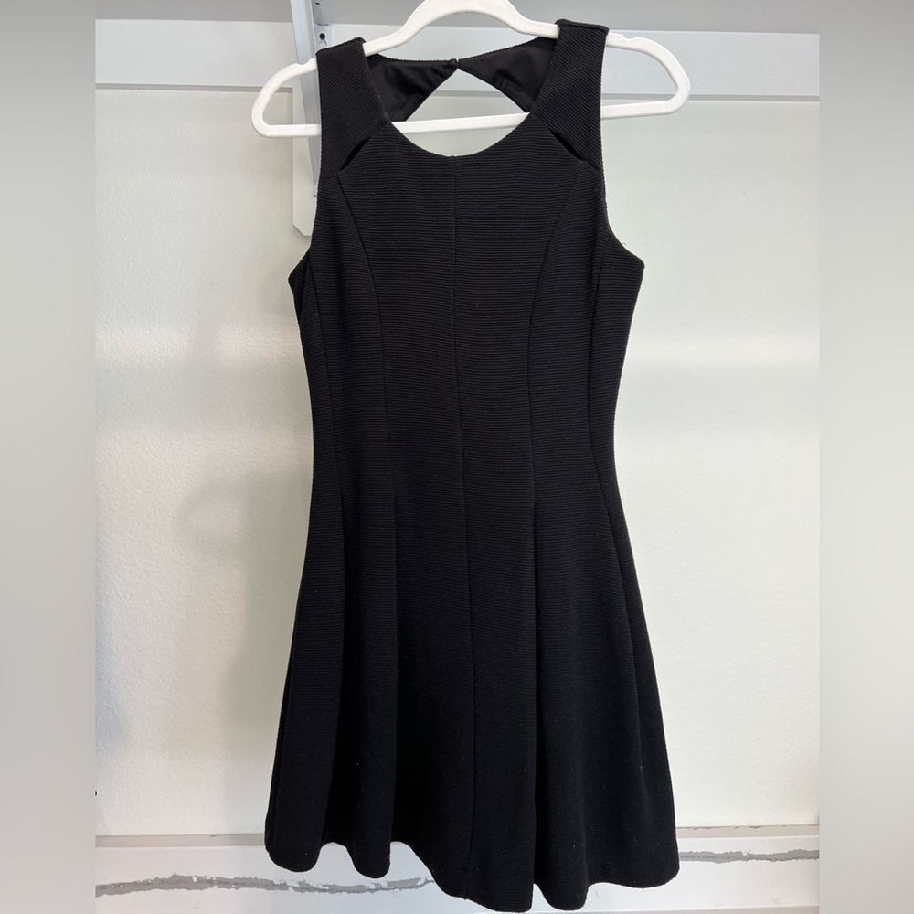 Elle Women’s‎ ribbed black sleeveless dress fit and flare size 4